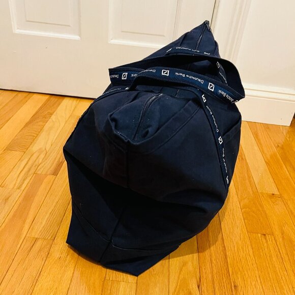 Deutsche Banker Tote Bag NEW, Authentic VERY RARE~! - Picture 4 of 9